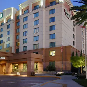 Hotel Embassy By Hilton Riverfront Promenade, Sacramento