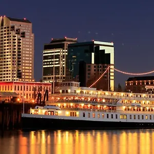 3* Hotel Delta King